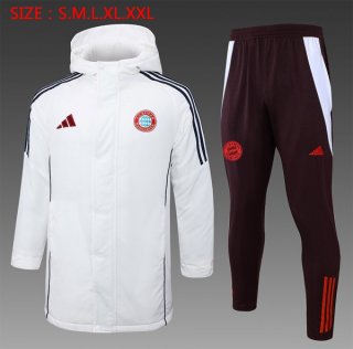 Piumino Bayern Monaco Set Completo 2024/25 Bianco